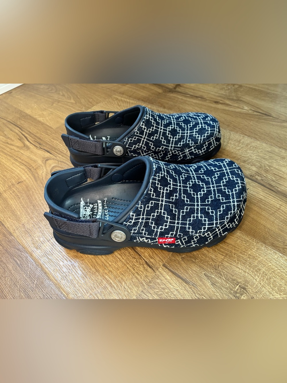 Levi’s x CROCS Ltd Edition Collab, Navy